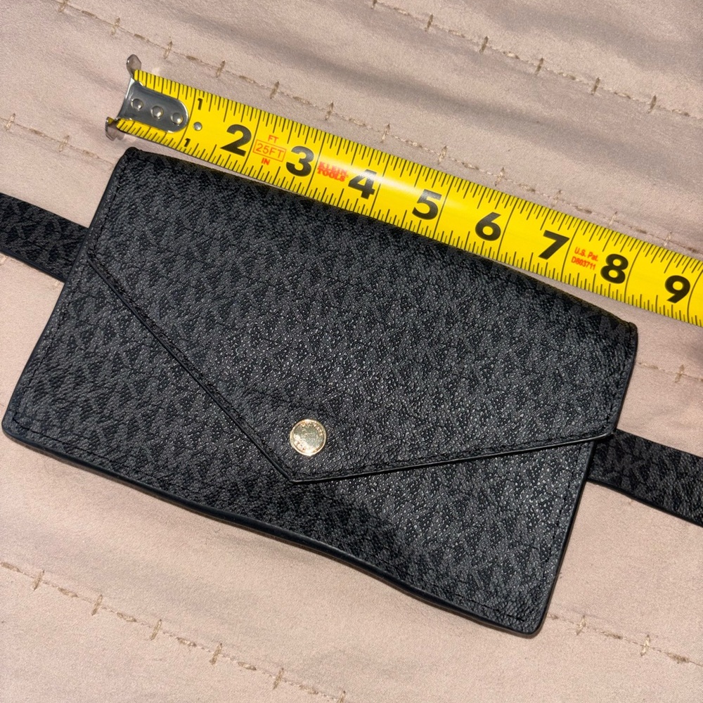 Michael Kors Black Patterned Leather Crossbody Belt Bag - Picture 3 of 6